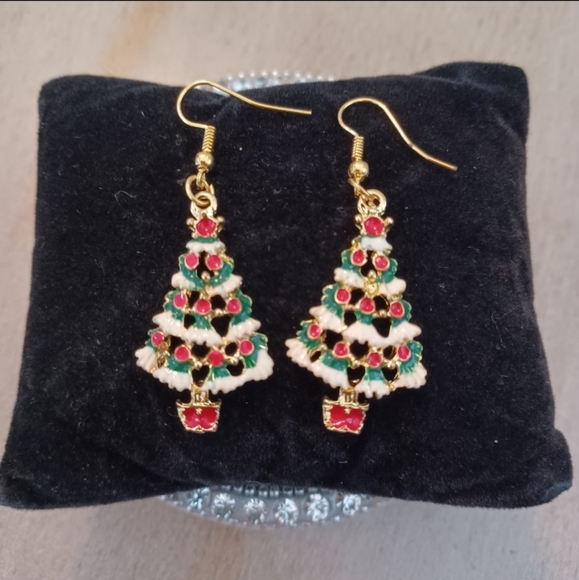 Green Holiday Snowy Christmas Tree Dangle Drop Earrings - Picture 4 of 5
